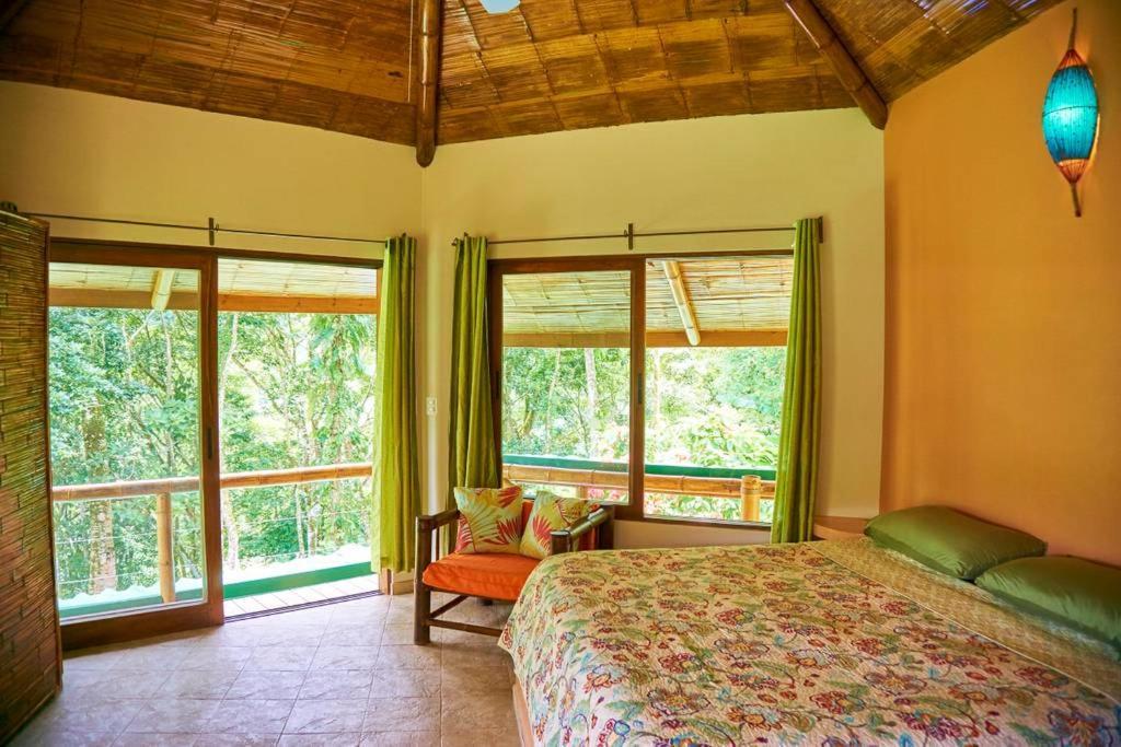 Manoas Bed & Breakfast Uvita Eksteriør bilde
