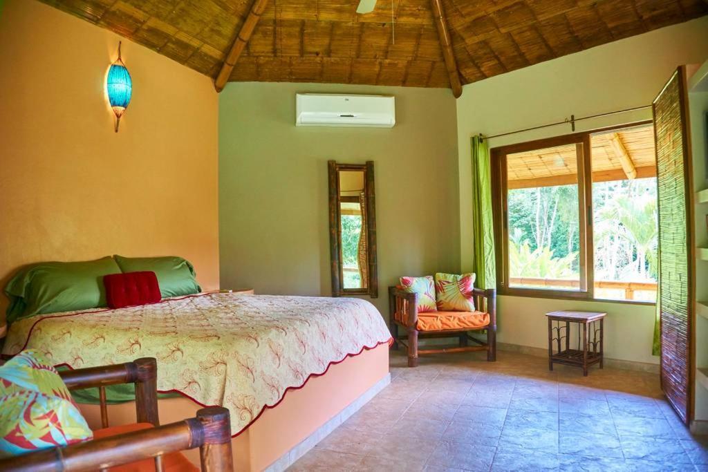 Manoas Bed & Breakfast Uvita Eksteriør bilde