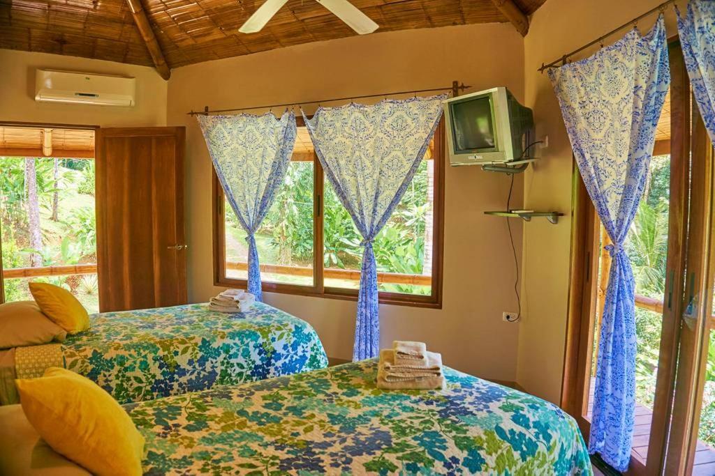 Manoas Bed & Breakfast Uvita Eksteriør bilde