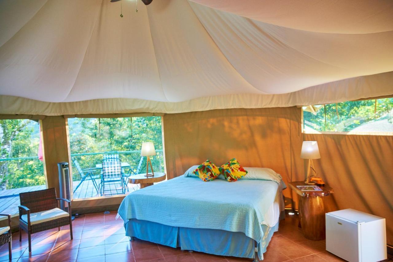 Manoas Bed & Breakfast Uvita Eksteriør bilde